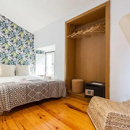 Liberty Duplex Three-bedroom - By Lu Holidays Apartment *
