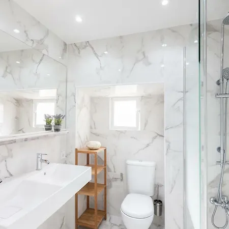 Liberty Duplex Three-bedroom - By Lu Holidays Apartment Lisbon