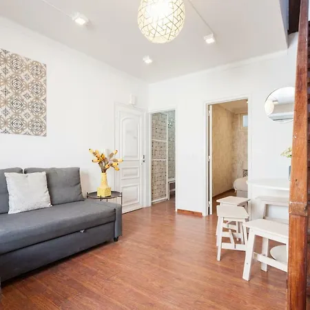 Liberty Duplex Three-bedroom - By Lu Holidays Lisbon